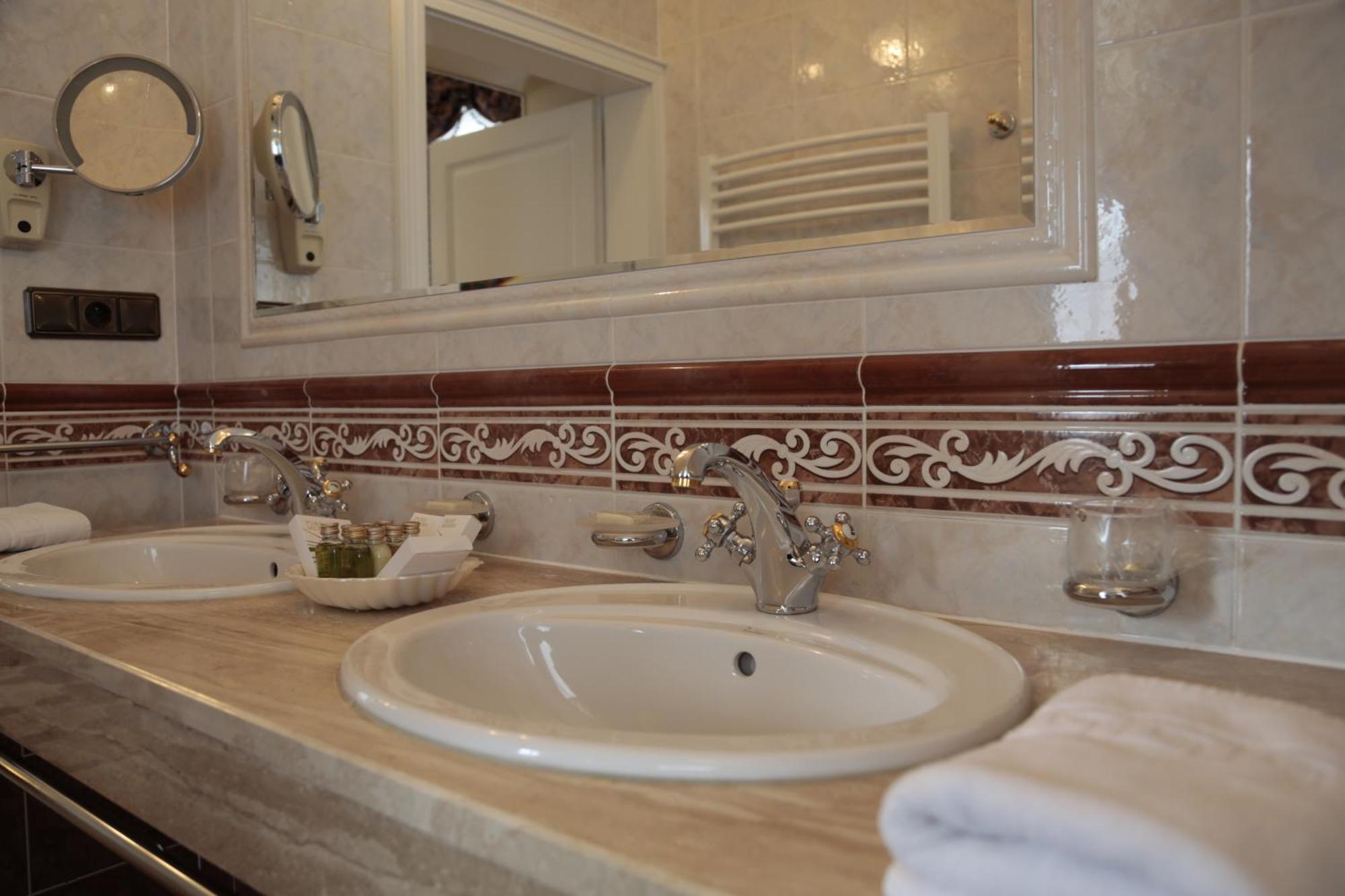 Hotel Vila Livia Карлови Вари Екстериор снимка