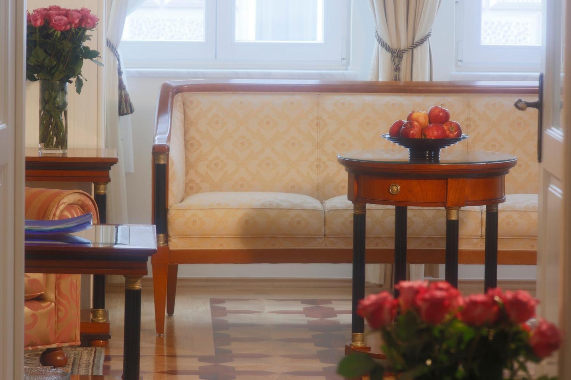 Hotel Vila Livia Карлови Вари Екстериор снимка
